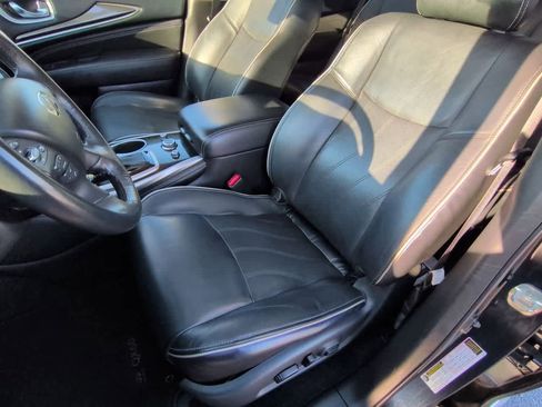 Used 2019 INFINITI QX60 Luxe w/ Essential Package image 16