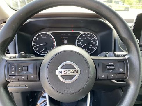Used 2021 Nissan Rogue S AWD/4WD image 15