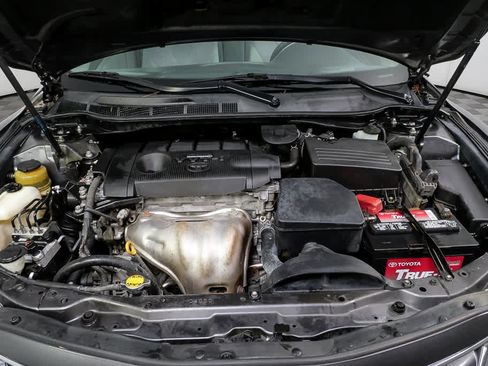 Used 2011 Toyota Camry LE w/ LE Extra-Value Pkg FWD image 30