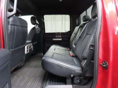 Used 2022 Ford F350 Lariat image 10