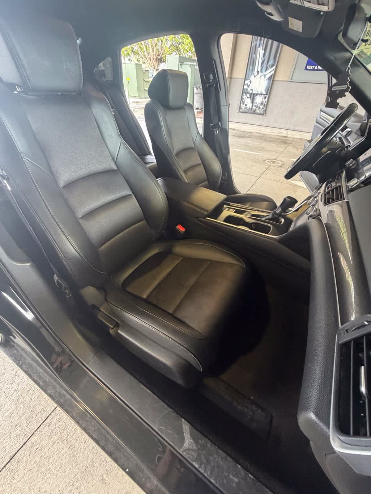 Used 2019 Honda Accord Sport image 15