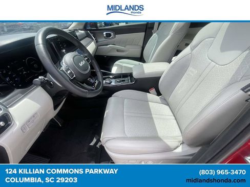 Used 2023 Kia Sorento SX Prestige w/ Panoramic Sunroof Package AWD/4WD image 16
