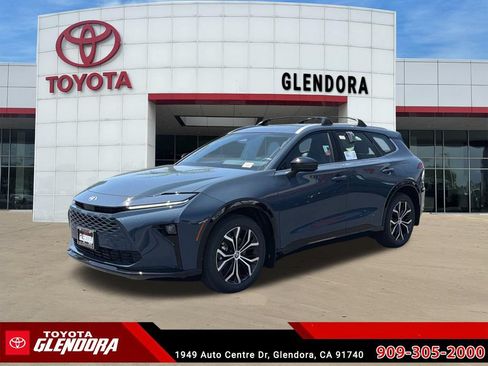 New 2026 Toyota Crown Signia AWD/4WD image 5