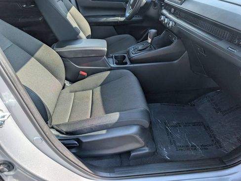 Used 2025 Honda CR-V LX image 29