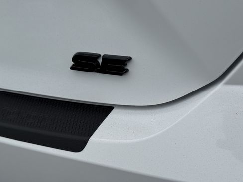 New 2026 Toyota Camry SE FWD image 14