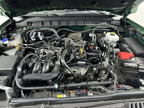 Used 2024 Ford Bronco Outer Banks AWD/4WD image 25
