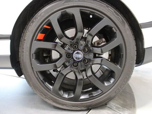 Used 2020 Land Rover Range Rover HSE AWD/4WD image 28