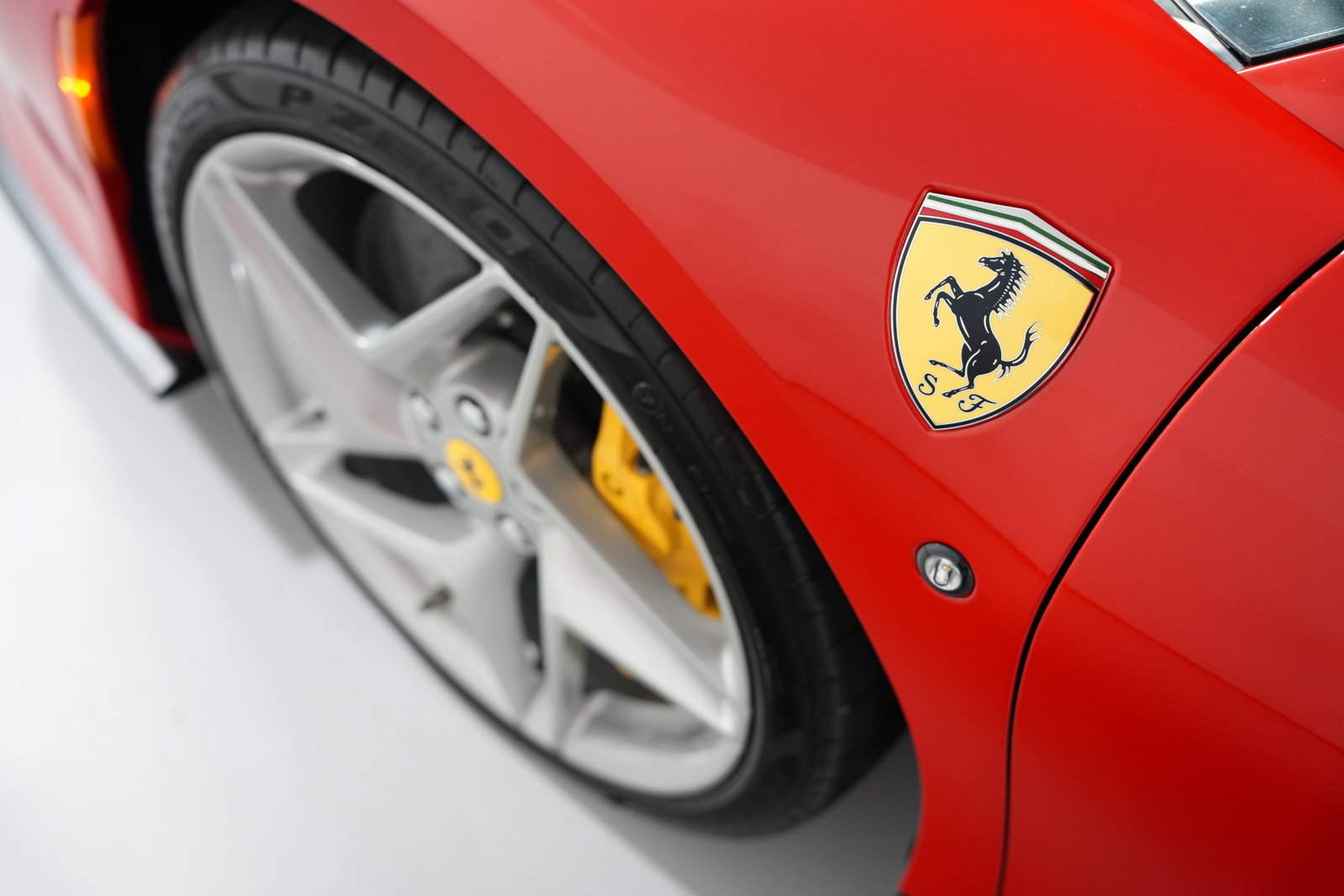 Certified 2022 Ferrari F8 Spider RWD image 50