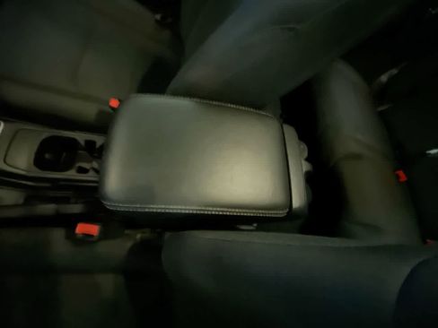 Used 2022 Jeep Wrangler Unlimited Sahara w/ Cold Weather Group image 21