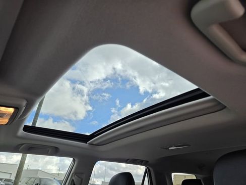 Used 2021 Toyota 4Runner Limited image 17