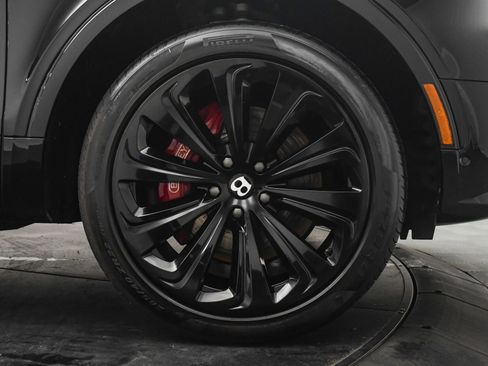 Certified 2022 Bentley Bentayga image 34