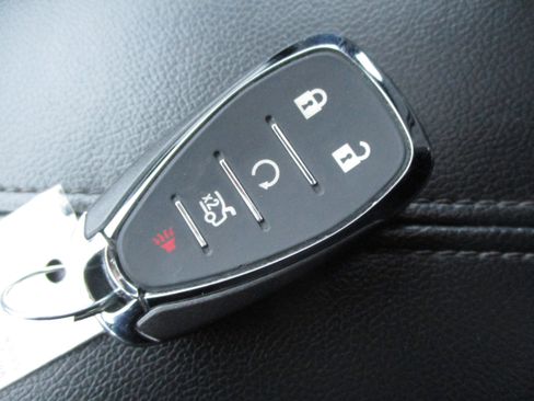 Used 2024 Chevrolet Malibu LT image 38