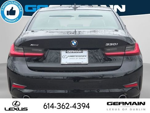 Used 2021 BMW 330i xDrive Sedan w/ Convenience Package image 9