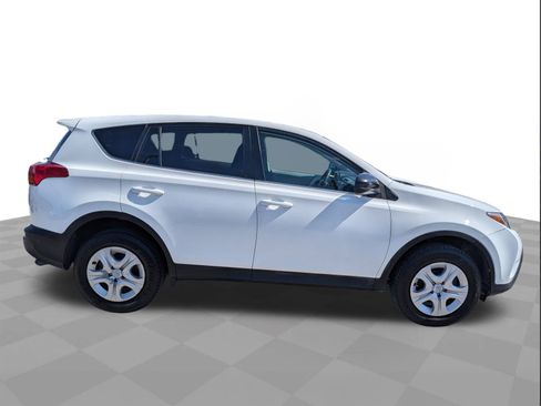 Used 2013 Toyota RAV4 LE FWD image 3