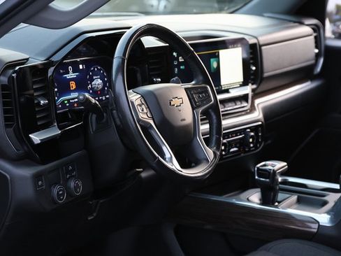 Used 2022 Chevrolet Silverado 1500 LT w/ Protection Package image 13