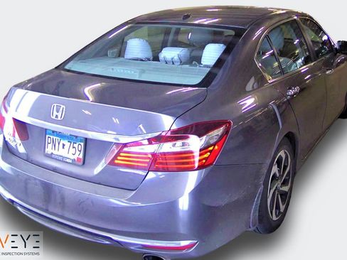 Used 2017 Honda Accord EX image 4