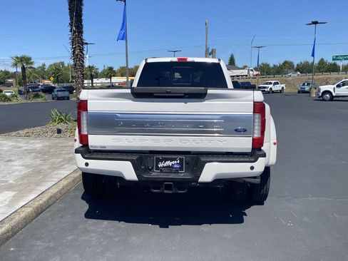 Used 2019 Ford F450 Platinum w/ Platinum Ultimate Package image 4