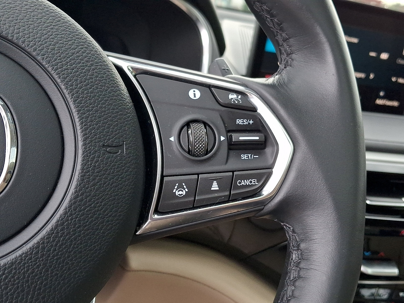 Certified 2024 Acura MDX w/ Technology Package AWD/4WD image 23