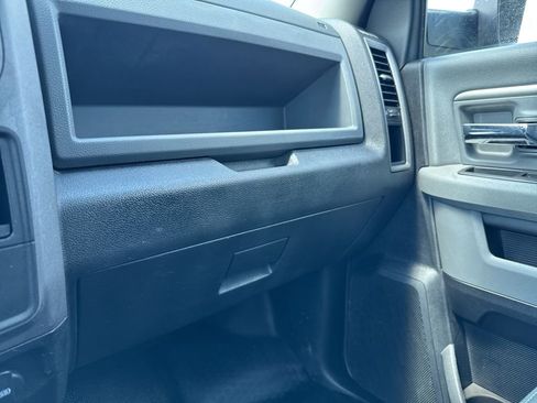 Used 2014 RAM 5500 Tradesman w/ Power & Remote Entry Group image 28