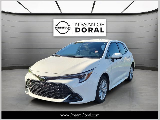 Used 2025 Toyota Corolla SE FWD image 1