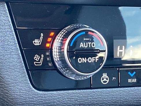 New 2026 Mitsubishi Outlander SEL image 20