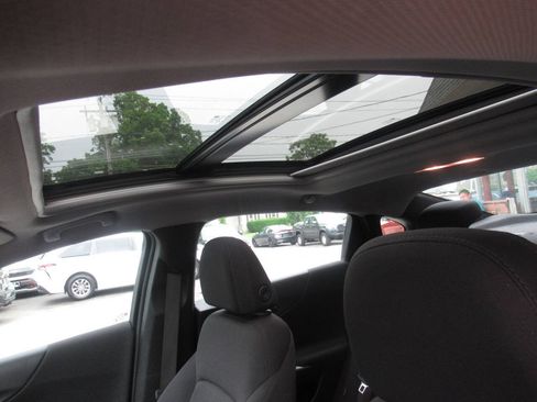 Used 2024 Chevrolet Malibu LT FWD image 18