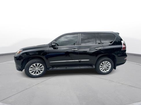 Used 2017 Lexus GX 460 Premium w/ Premium Package AWD/4WD image 9