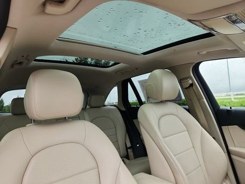Used 2016 Mercedes-Benz GLC 300 4MATIC image 24