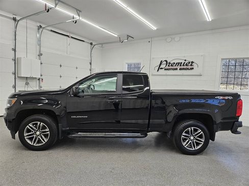 Used 2021 Chevrolet Colorado W/T w/ Custom Special Edition image 8