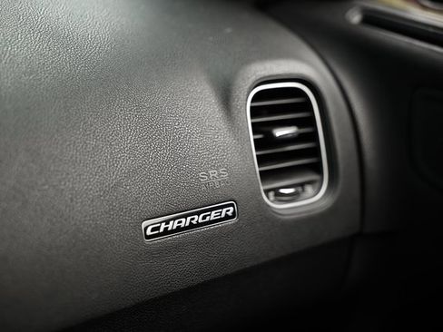 Used 2023 Dodge Charger GT image 40