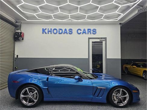 Used 2010 Chevrolet Corvette Grand Sport w/ Preferred Equipment Group image 5