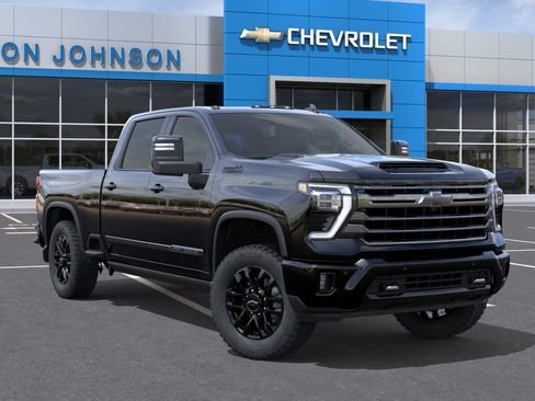 New 2026 Chevrolet Silverado 2500 High Country w/ High Country Premium Package AWD/4WD image 7