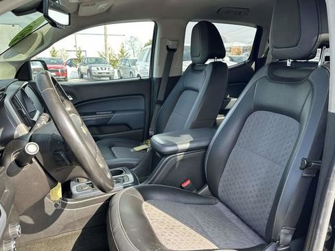 Used 2017 Chevrolet Colorado Z71 image 17