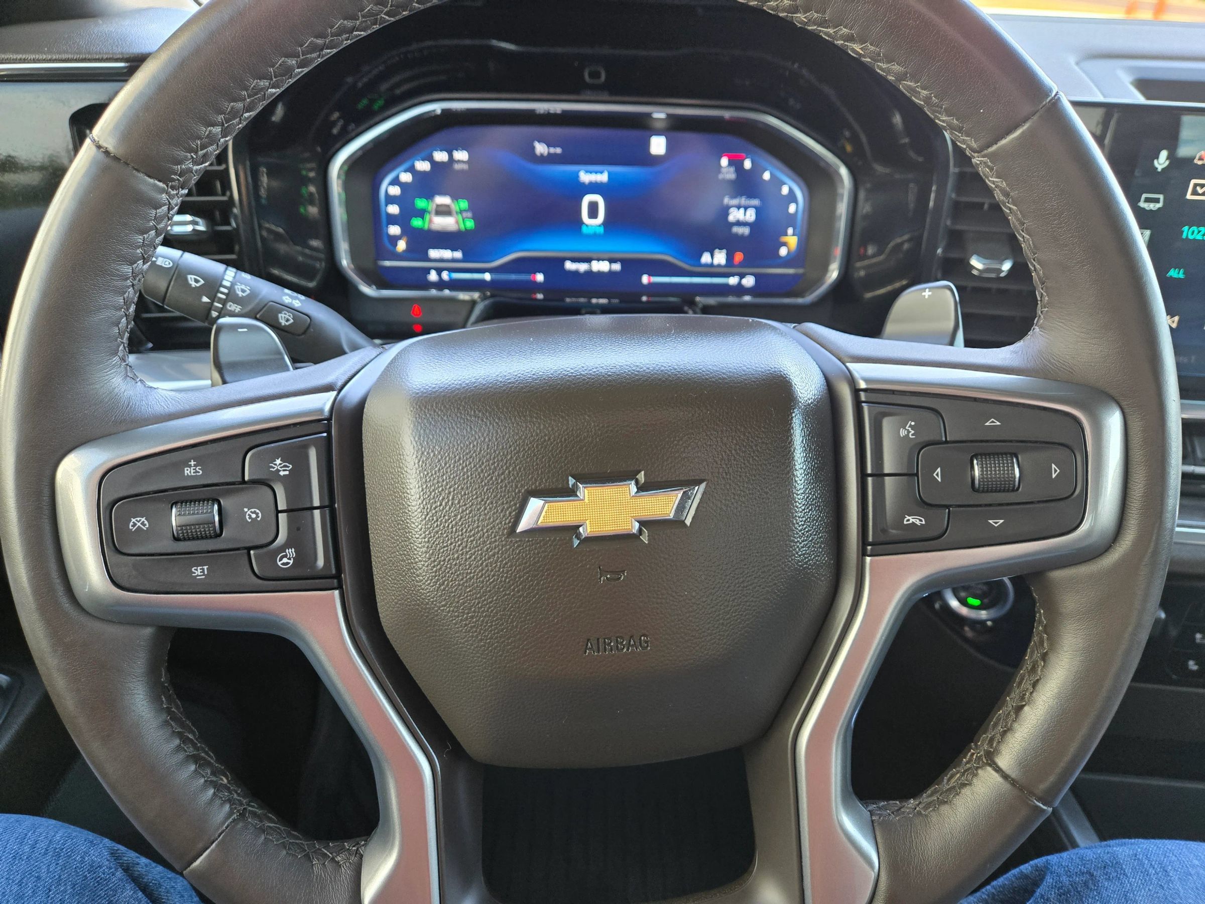 Used 2023 Chevrolet Silverado 1500 LTZ w/ LTZ Premium Texas Edition AWD/4WD image 9