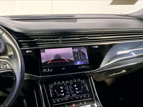 Used 2019 Audi Q8 Prestige image 7