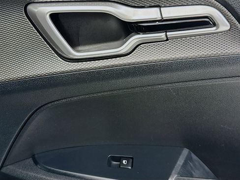 Used 2023 Kia Sportage LX image 29