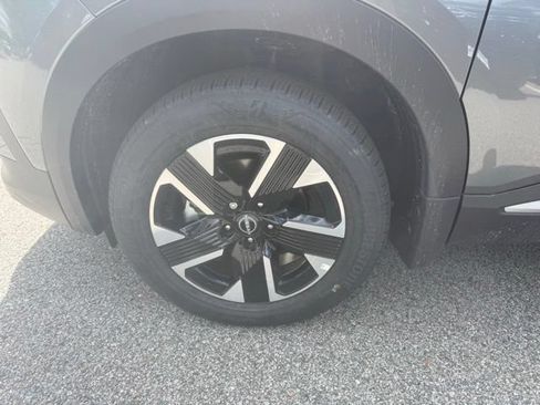 New 2026 Nissan Kicks SV w/ Cold Weather Package AWD/4WD image 12