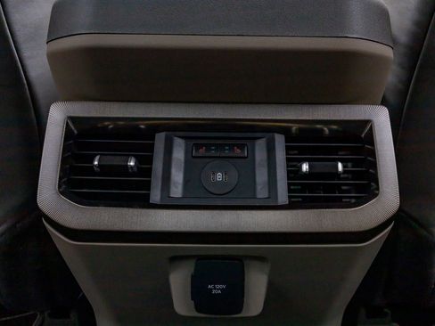 Used 2026 Ford F450 Platinum w/ Platinum Plus Package image 33