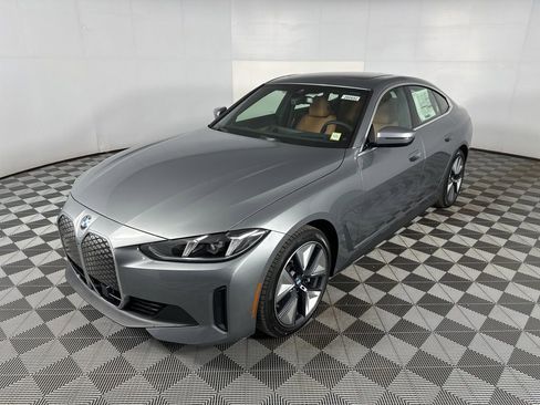 New 2026 BMW i4 xDrive40i w/ Premium Package image 3