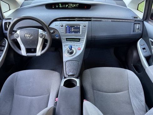 Used 2013 Toyota Prius Two FWD image 18