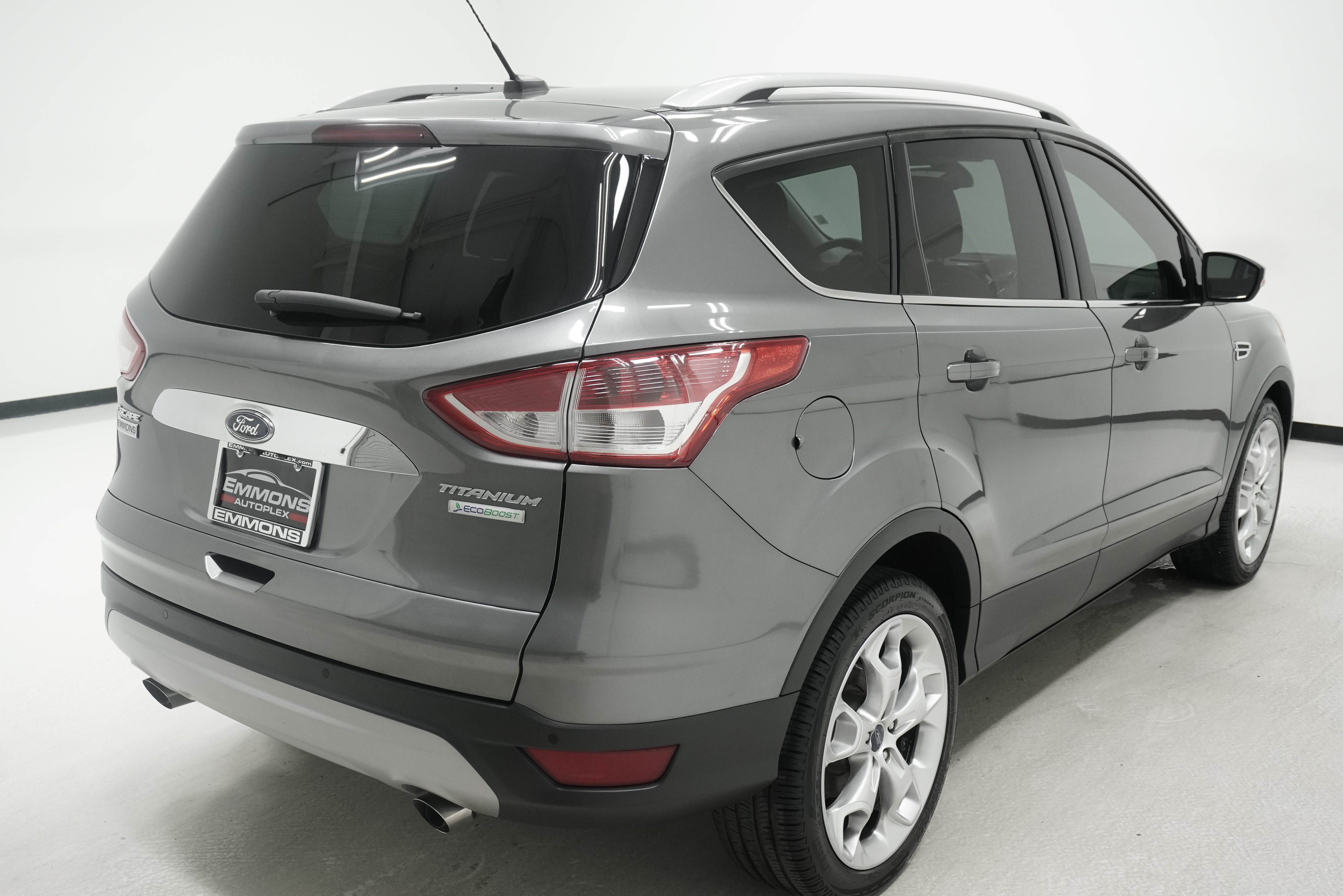 Used 2014 Ford Escape Titanium w/ Equipment Group 401A FWD image 4