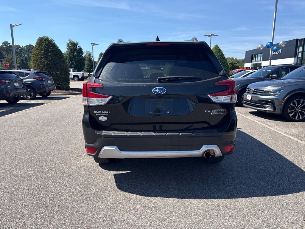 Used 2020 Subaru Forester Touring AWD/4WD image 4