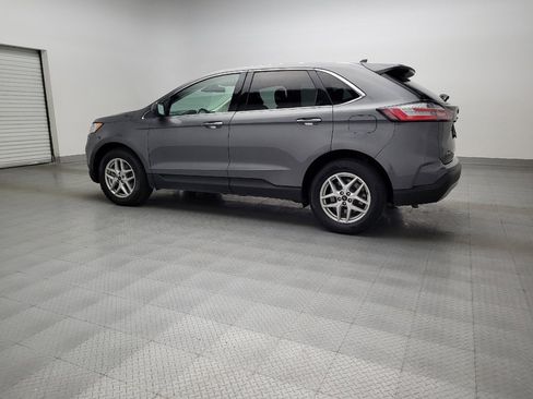 Used 2023 Ford Edge SEL image 3
