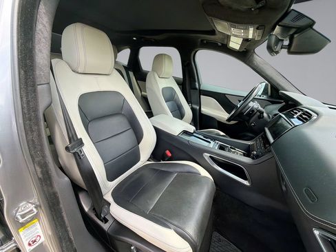 Used 2020 Jaguar F-PACE S AWD/4WD image 16