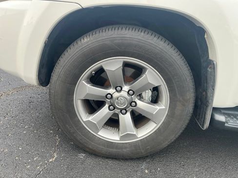 Used 2008 Toyota 4Runner Limited AWD/4WD image 9