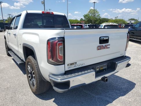 Used 2017 GMC Sierra 1500 SLT AWD/4WD image 3
