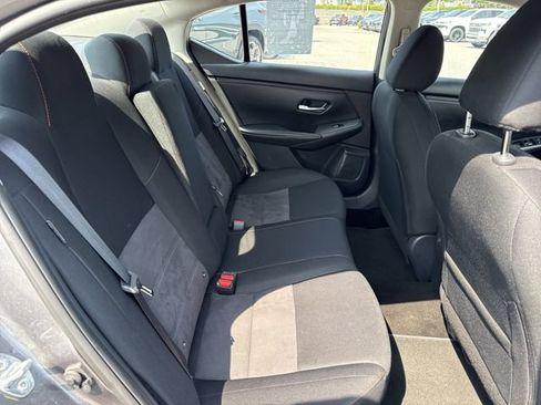 Used 2025 Nissan Sentra SR FWD image 26