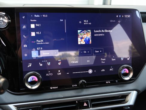 Used 2024 Lexus RX 350 w/ Convenience Package AWD/4WD image 24