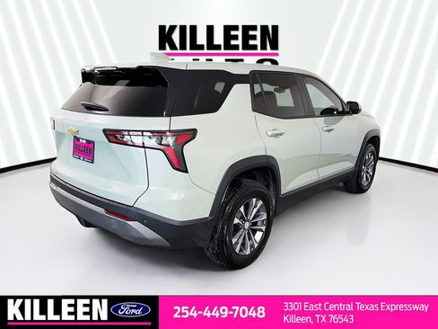 Used 2026 Chevrolet Equinox LT FWD image 9