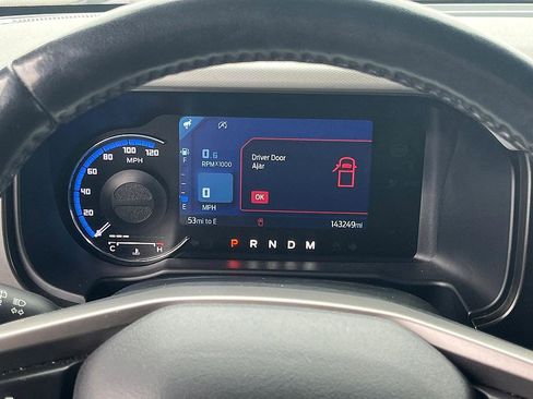 Used 2021 Ford Bronco Badlands image 19